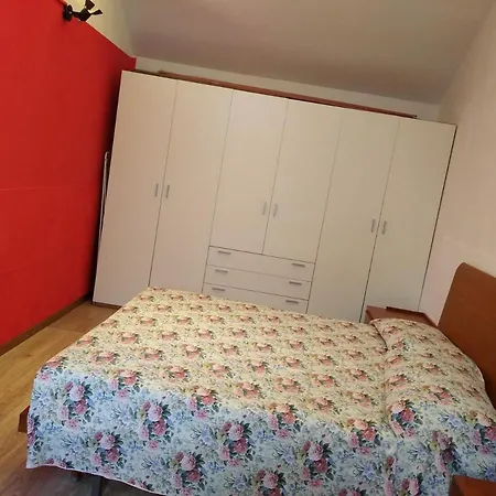 La Piccola Corte Apartment *